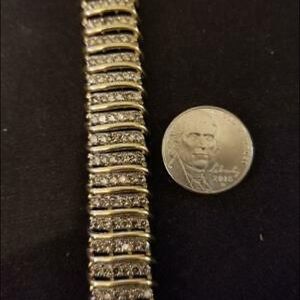 Jewelry - Lady’s Diamond Tennis Bracelet in 10k Yellow Gold Jewelry - Lady’s Diamond Tennis Bracelet in 10k Yellow Gold